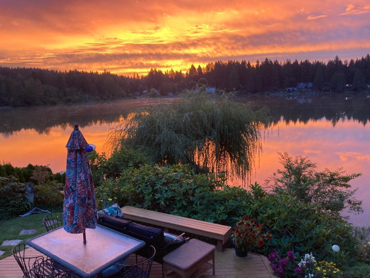 Bed & Breakfast Cottage Lake Bed And Breakfast Woodinville