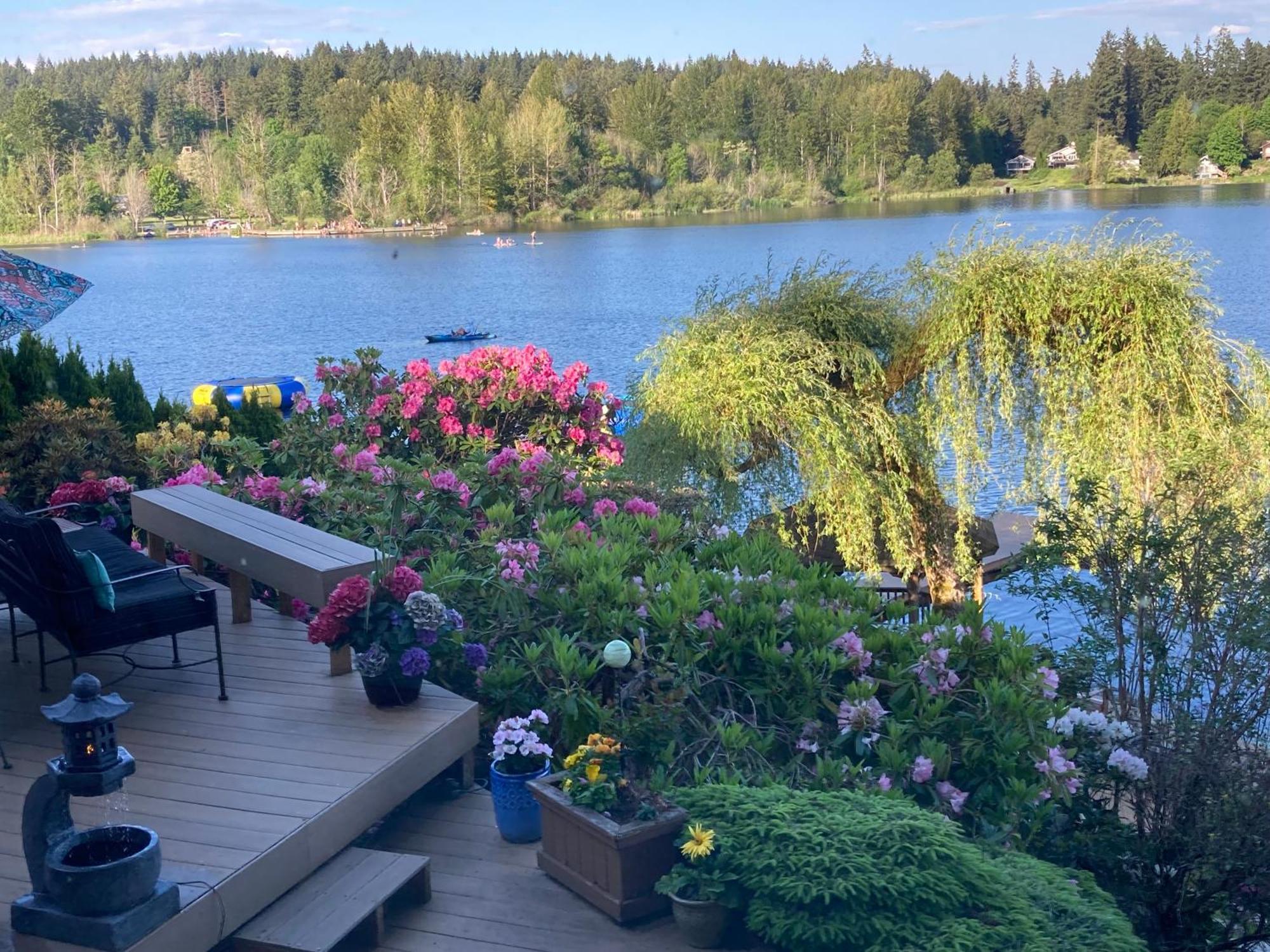 Cottage Lake Bed And Breakfast Bed & Breakfast 2*