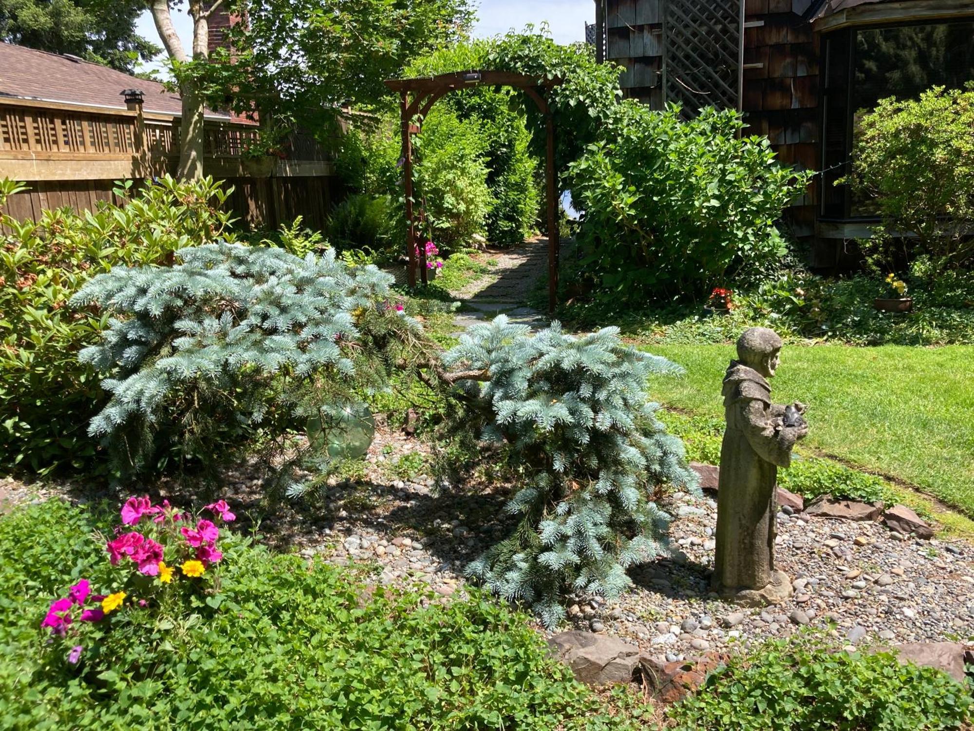Cottage Lake Bed And Breakfast Woodinville